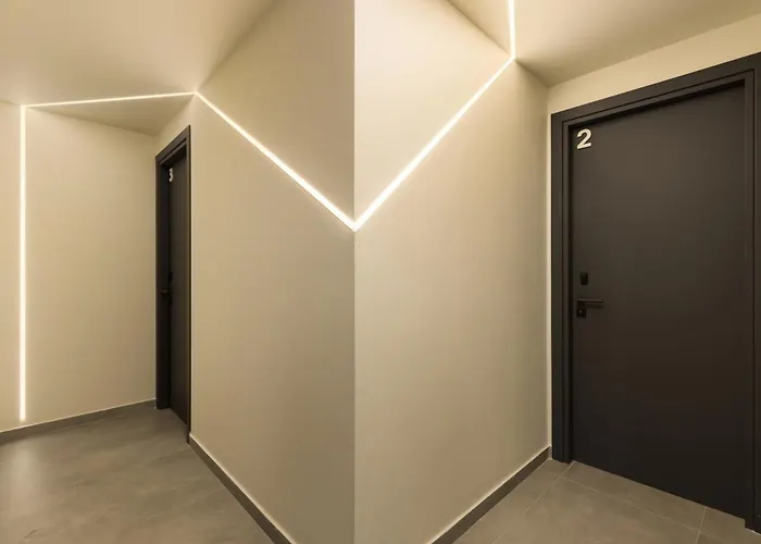 Ermou Boutique By Nest *
