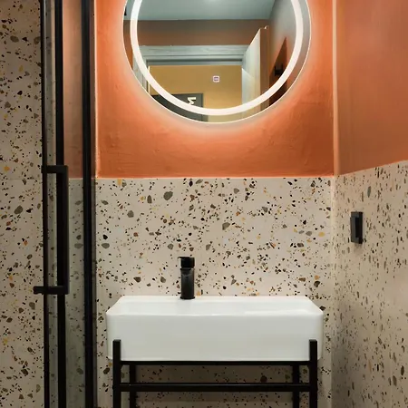 Ermou Boutique By Nest Apartman *
