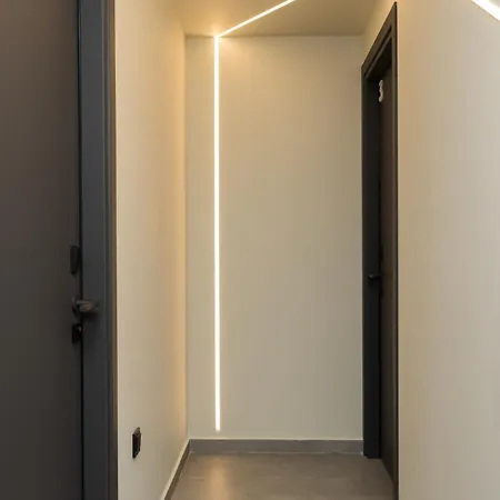 Ermou Boutique By Nest Apartman